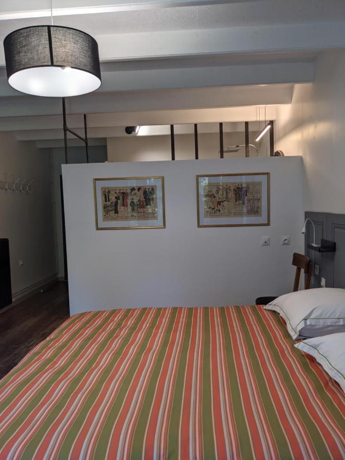 Bed and Breakfast La Grange De Dourlers Esterno foto