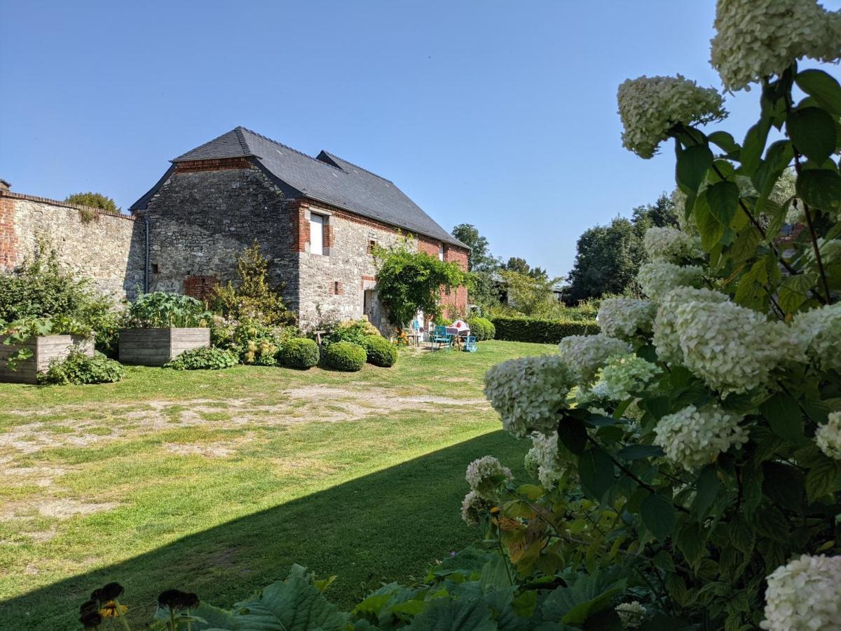 Bed and Breakfast La Grange De Dourlers Esterno foto