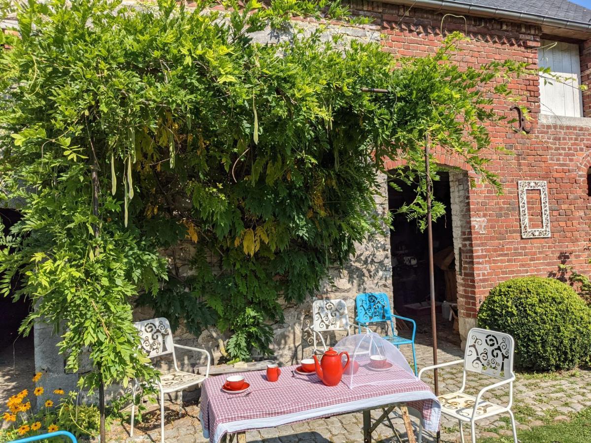 Bed and Breakfast La Grange De Dourlers Esterno foto